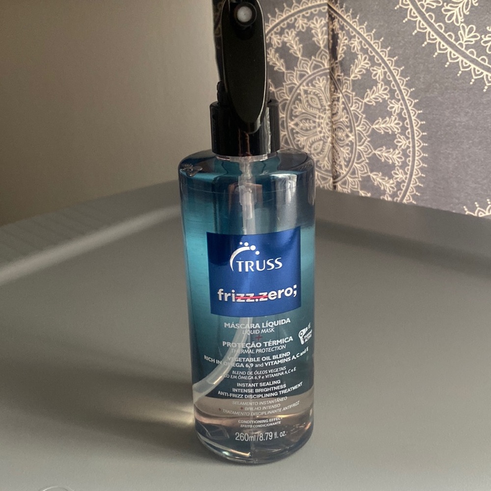 Truss frizz zero liquid mask